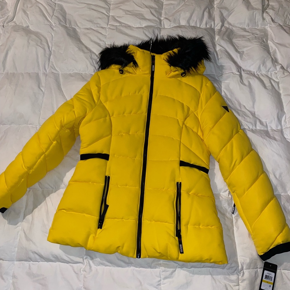 Yellow guess puffer jacket